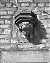 Kraagsteen in oost gevel - Deventer - 20054345 - RCE -  Waaggebouw: kraagsteen in oost gevel 