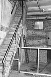 INT. BEGANE GROND, HOUTEN TRAP - Deventer - 20309501 - RCE -  INT. BEGANE GROND, HOUTEN TRAP 