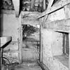Interieur van watergedreven molen met onderslagrad, deurkozijn - Haaksbergen - 20283567 - RCE -  Oostendorperwatermolen: Interieur van watergedreven molen met onderslagrad, deurkozijn 
