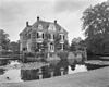 Exterieur overzicht ACHTERGEVEL - Diepenheim - 20311276 - RCE -  Huis Warmelo: Exterieur overzicht ACHTERGEVEL (opmerking: PUBL.: PRIVATE COUNTRY HOUSES) 