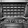 Detail schepenstoel - Kampen - 20121966 - RCE -  Raadhuis: detail schepenstoel 