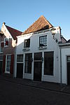 AmersfoortBloemendalsestraat60.JPG -  Bloemendalsestraat 60 te Amersfoort; Huis met gepleisterde gevel met rechte lijst . 