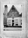 Overzicht van voorgevel, kerktoren op de achtergrond - Amersfoort - 20010379 - RCE -  Trapgevel: Overzicht van voorgevel, kerktoren op de achtergrond 