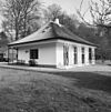 Boswachterswoning linker achtergevel 1e steen w.m.sl. 1833 - Soestdijk - 20202428 - RCE -  Paleis Soestdijk: boswachterswoning linker achtergevel 1e steen w.m.sl. 1833 