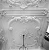 Interieur, detail van het stucplafond in de gang - Baarn - 20027190 - RCE -  Groeneveld: Interieur, detail van het stucplafond in de gang 