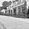 Exterieur VOORGEVEL BIJ EN TEGENOVER PALEIS SOESTDIJK - Soestdijk - 20290955 - RCE -  Stalgebouwen: Exterieur VOORGEVEL BIJ EN TEGENOVER PALEIS SOESTDIJK 