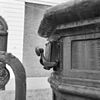 Exterieur DETAIL GIETIJZEREN HEKVLEUGEL VAN TOEGANGSHEK - Soestdijk - 20290958 - RCE -  Stalgebouwen: Exterieur DETAIL GIETIJZEREN HEKVLEUGEL VAN TOEGANGSHEK 