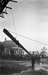 Achtkante stellingmolen tijdens het strijken van de gebroken roede - Achttienhoven - 20004583 - RCE -  De Kraai: Achtkante stellingmolen tijdens het strijken van de gebroken roede 