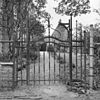 Sierlijk gesmeed tuinhekje - IJsselstein - 20119978 - RCE -  Hek: Sierlijk gesmeed tuinhekje 