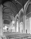 Interieur schip naar het zuid-oosten - IJsselstein - 20119871 - RCE -  Nederlands Hervormde Kerk En Toren: interieur schip naar het zuid-oosten 