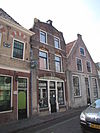 Winkelwoonhuis