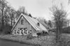 Voor- en rechtergevel boerderij bij kasteel Prattenburg