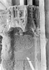 Portaal, detail beeldhouwwerk - Rhenen - 20186272 - RCE -  Cunerakerk En Toren: portaal, detail beeldhouwwerk 
