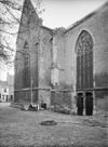 Kerk, na de brand vanuit het noord-westen - Rhenen - 20186238 - RCE -  Cunerakerk En Toren: kerk, na de brand vanuit het noord-westen 