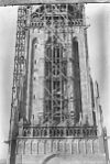 Toren vanuit het oosten tijdens restauratie - Rhenen - 20186166 - RCE -  Cunerakerk En Toren: toren vanuit het oosten tijdens restauratie 