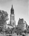 Overzicht toren noord-west zijde - Rhenen - 20186353 - RCE -  Cunerakerk En Toren: overzicht toren noord-west zijde 