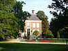 Nieuwersluis Vreedenhoff huis.JPG -  Rijksmonumenten in Nieuwersluis, Nederland. Buitenplaats Vreedenhoff, hoofdgebouw (ca.1750) en tuin- en parkaanleg.  Monumental buildings in Nieuwersluis, Netherlands 