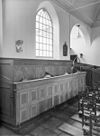 Inwendig naar het noord-oosten, bank - Vreeland - 20247138 - RCE -  Nederlands Hervormde Kerk: inwendig naar het noord-oosten, bank 