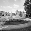 Overzicht van het kasteel en chatelet - Haarzuilens - 20314108 - RCE -  De Haar: Overzicht van het kasteel en chatelet (opmerking: Gefotografeerd voor Monumenten in Nederland Utrecht) 