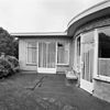 Dakterras op de verdieping met dubbele deur naar de ouderslaapkamer - Utrecht - 20340359 - RCE -  Woonhuis Architect Sybold Van Ravesteyn: Dakterras op de verdieping met dubbele deur naar de ouderslaapkamer 