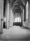 Interieur zuidelijke zijbeuk naar het oosten - Utrecht - 20233916 - RCE -  Sint Jacobskerk Of Jacobi Kerk: interieur zuidelijke zijbeuk naar het oosten 