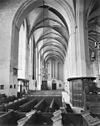 Interieur zuidelijke zijbeuk naar het westen - Utrecht - 20233886 - RCE -  Sint Jacobskerk Of Jacobi Kerk: interieur zuidelijke zijbeuk naar het westen 