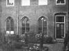 Voormalig Minderbroederenklooster, Sint Janskerkhof voormalige Kloostergang (3 spitsboogvensters) - Utrecht - 20212415 - RCE -  Statenkamer: voormalig Minderbroederenklooster, Sint Janskerkhof voormalige Kloostergang (3 spitsboogvensters) 