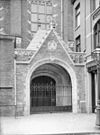 Kerk, noord portaal, gerestaureerd - Utrecht - 20233720 - RCE -  Buur Kerk En Toren: kerk, noord portaal, gerestaureerd (opmerking: Fotonummer 9709) 