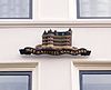 KasteelvanBueren-2.JPG -  Kromme Nieuwegracht 94, Utrecht Kasteel van Bueren, close-up gevelversiering 