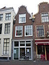 Pand met klokgevel
