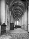Interieur zuidelijke zijbeuk naar het oosten - Utrecht - 20233918 - RCE -  Sint Jacobskerk Of Jacobi Kerk: interieur zuidelijke zijbeuk naar het oosten 