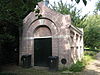 Utrecht RM514320 Baarhuisje westzijde.JPG -  Voormalig baarhuisje (westzijde) op begraafplaats Soestbergen, Utrecht. 
