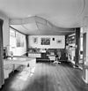 Interieur, overzicht werkkamer vanuit de woonkamer - Utrecht - 20340404 - RCE -  Woonhuis Architect Sybold Van Ravesteyn: Interieur, overzicht werkkamer vanuit de woonkamer 