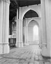 Interieur naar het westen - Vianen - 20241819 - RCE -  Nederlands Hervormde Kerk: interieur naar het westen 