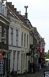 Pand met verdieping en zadeldak