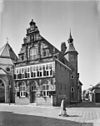 Voor- en rechter zijgevel - Woerden - 20215907 - RCE -  Stadhuis: voor- en rechter zijgevel 
