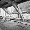 INTERIEUR, NOORDZIJDE, KAP, REPARATIE AAN SPANTEN (GEBOUW DD) - Woerden - 20283114 - RCE -  Kasteel Woerden: INTERIEUR, NOORDZIJDE, KAP, REPARATIE AAN SPANTEN (GEBOUW DD) 
