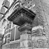 Detail schandpaal - Woerden - 20215910 - RCE -  Stadhuis: detail schandpaal 