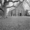 Overzicht noordwestgevel - Kloosterzande - 20353011 - RCE -  Nederlands Hervormde Kerk: Overzicht noordwestgevel (opmerking: Gefotografeerd voor Monumenten In Nederland Zeeland) 