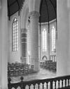 Interieur koor vanuit het noord-westen - Kapelle - 20123953 - RCE -  Nederlands Hervormde Kerk: interieur koor vanuit het noord-westen 