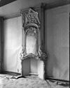 Interieur, begane grond- linker voorkamer, schouw - Middelburg - 20155936 - RCE -  Societeit De Vergenoeging: Interieur, begane grond: linker voorkamer, schouw 