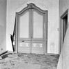 Interieur, begane grond- linker voorkamer, deur naar tussenkamer - Middelburg - 20155938 - RCE -  Societeit De Vergenoeging: Interieur, begane grond: linker voorkamer, deur naar tussenkamer 
