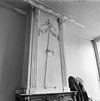 Schoorsteenmantel in voorkamer - Middelburg - 20157514 - RCE -  schoorsteenmantel in voorkamer 
