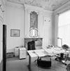 Interieur, schouwpartij - Middelburg - 20335942 - RCE -  Zeeuws Museum: Interieur, schouwpartij (opmerking: Gefotografeerd voor Huizen in Nederland, Hendrick de Keyser) 