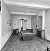 Interieur, linker tussenkamer of eetkamer - Middelburg - 20335923 - RCE -  Societeit De Vergenoeging: Interieur, linker tussenkamer of eetkamer (opmerking: Gefotografeerd voor Huizen in Nederland, Hendrick de Keyser) 