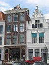Huis met rechte gevel