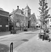 Overzicht voorgevel met torentje - Yerseke - 20352844 - RCE -  Voormalig Raadhuis: Overzicht voorgevel met torentje (opmerking: Gefotografeerd voor Monumenten In Nederland Zeeland, bladzijde 27) 
