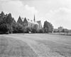 Overzicht vanuit het zuid-westen - Brouwershaven - 20044261 - RCE -  Nederlands Hervormde Kerk: overzicht vanuit het zuid-westen 