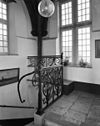 Hekje bij trap naar museum - Zierikzee - 20222459 - RCE -  Stadhuis: hekje bij trap naar museum 