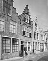 Voorgevel - Zierikzee - 20335980 - RCE -  Voorgevel (opmerking: Gefotografeerd voor Huizen in Nederland, Hendrick de Keyser) 